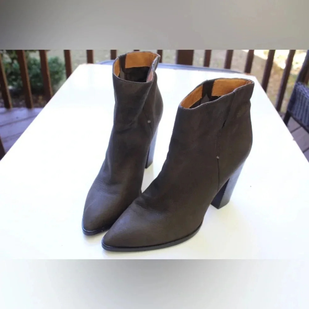 Halogen booties - Picture 8 of 12